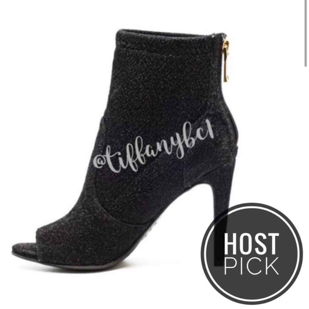G by Guess Womens Bex Peep Toe Ankle Boot Booties